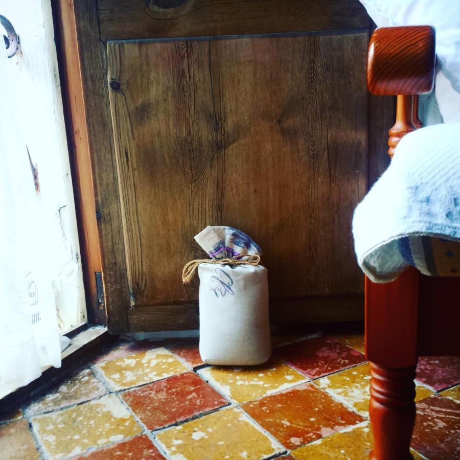 Sa Madona de sa Pleta Bed & Breakfast Muro Exterior foto